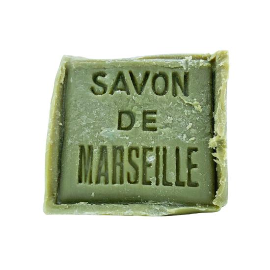 Jabón de Marsella con aceite de oliva, sin colorante, sin conservante, sin perfume.
